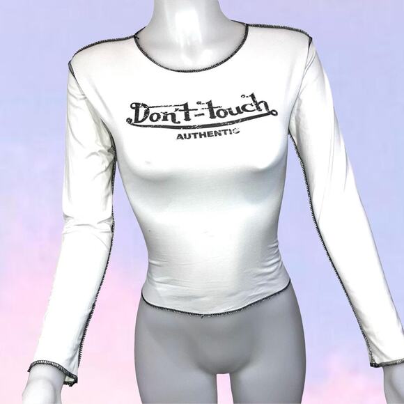 American Vintage Tops - Vintage 90s y2k long sleeve "Don't touch" graphic tee